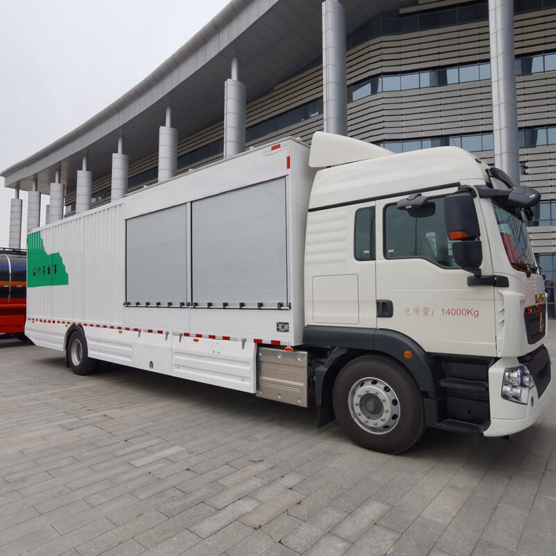 30 foot energy storage container