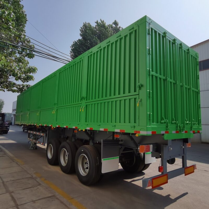 Van transport semi-trailer