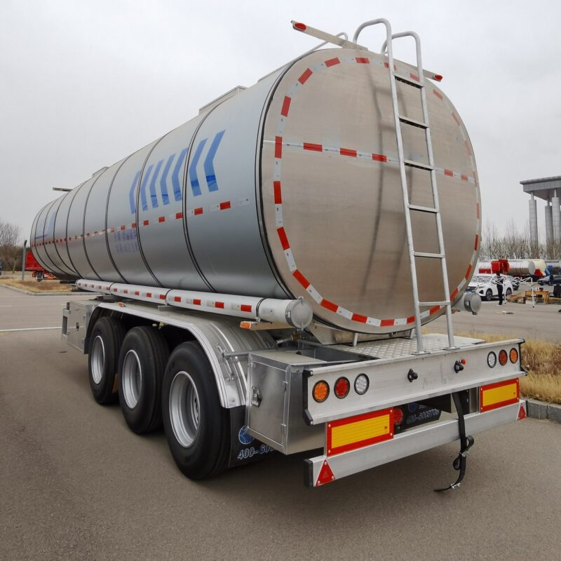 Stainless steel aluminum alloy tank car