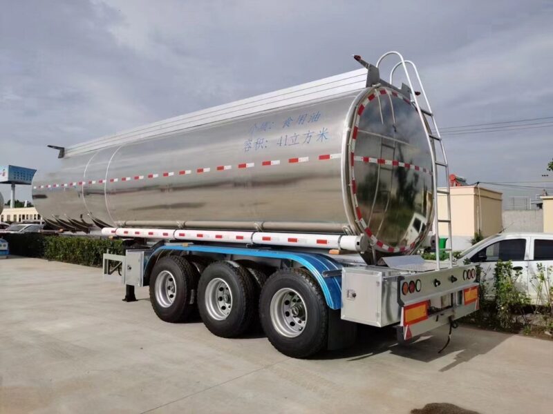 Ordinary liquid tank truck - Imagen 7